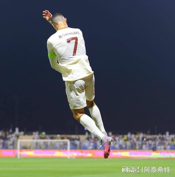 2026大连足球全览：英博、鲲城、可为三线并进